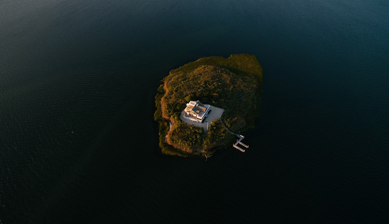 長興島航母最新動態(tài)揭秘，中國海軍建設(shè)邁入新紀元